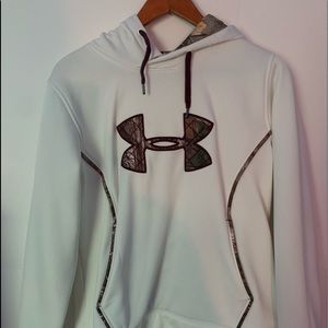 white camo under armour hoodie